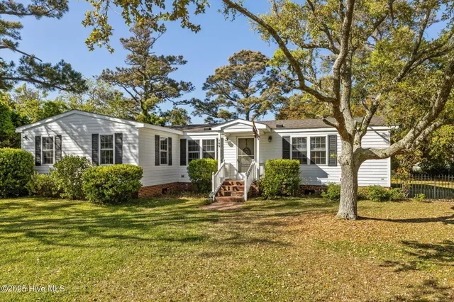 $319,900 | 169 Nelson Street, Harkers Island, NC 28531