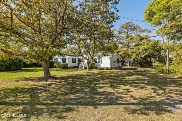 $319,900 | 169 Nelson Street, Harkers Island, NC 28531