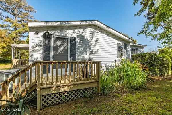$319,900 | 169 Nelson Street, Harkers Island, NC 28531