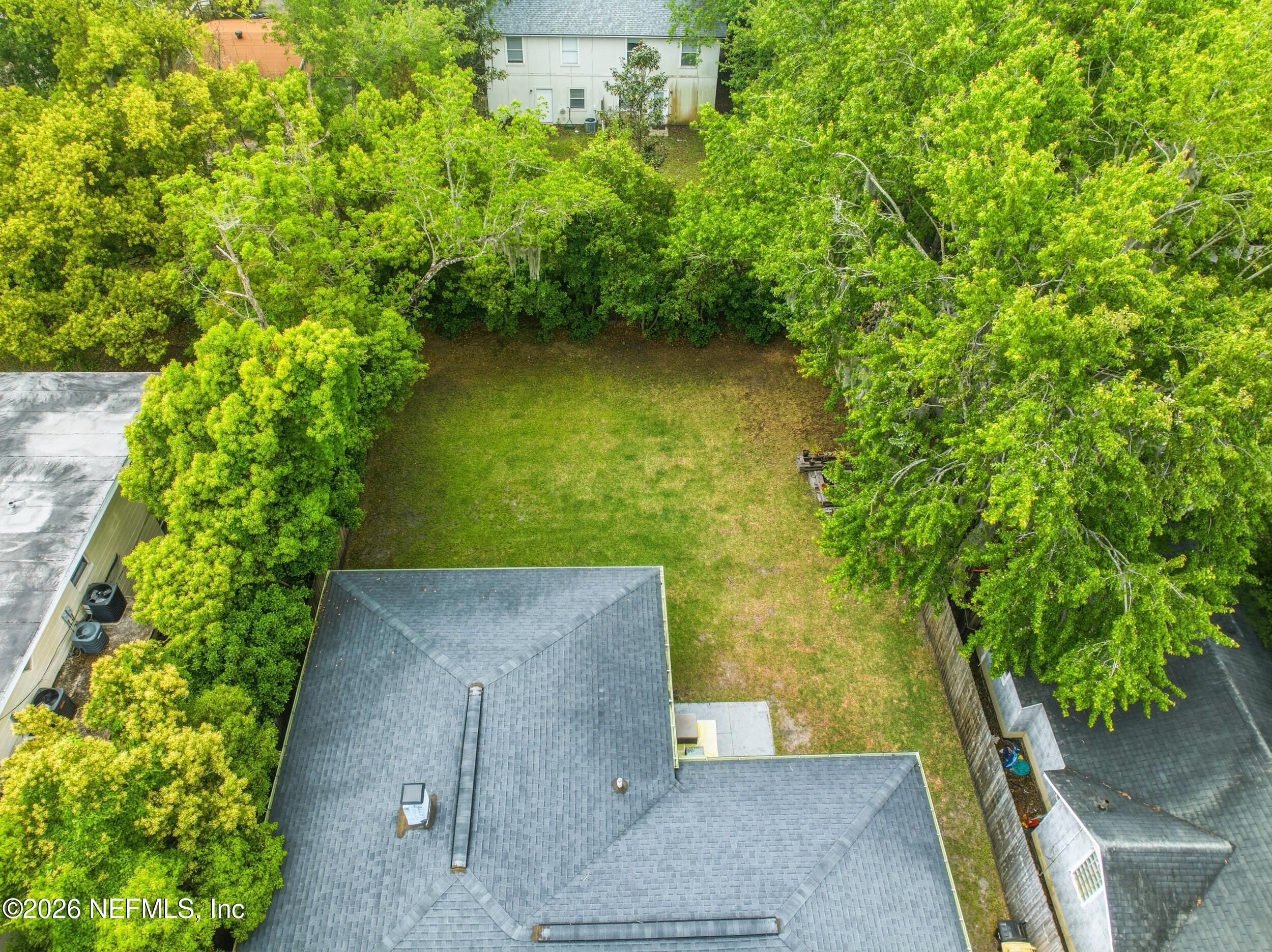 2032 Inwood Terrace Jacksonville, FL 32207 - Photo 26 of 27 an aerial view of a residential houses with yard