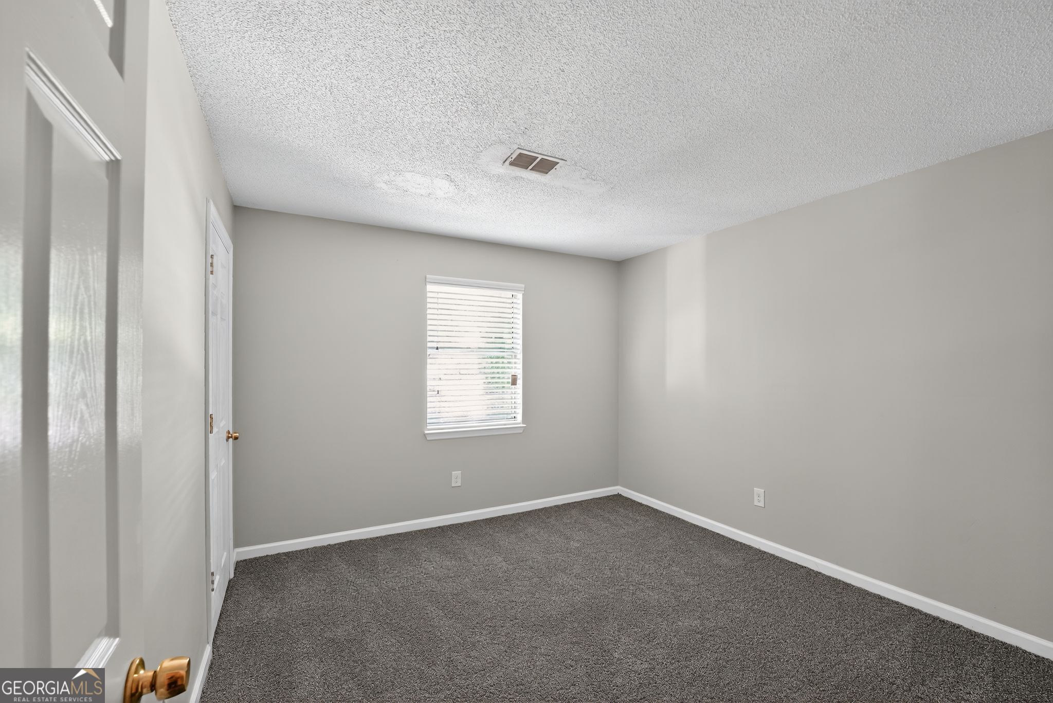 767 Forest Path Stone Mountain, GA 30088 - Photo 11 of 19
