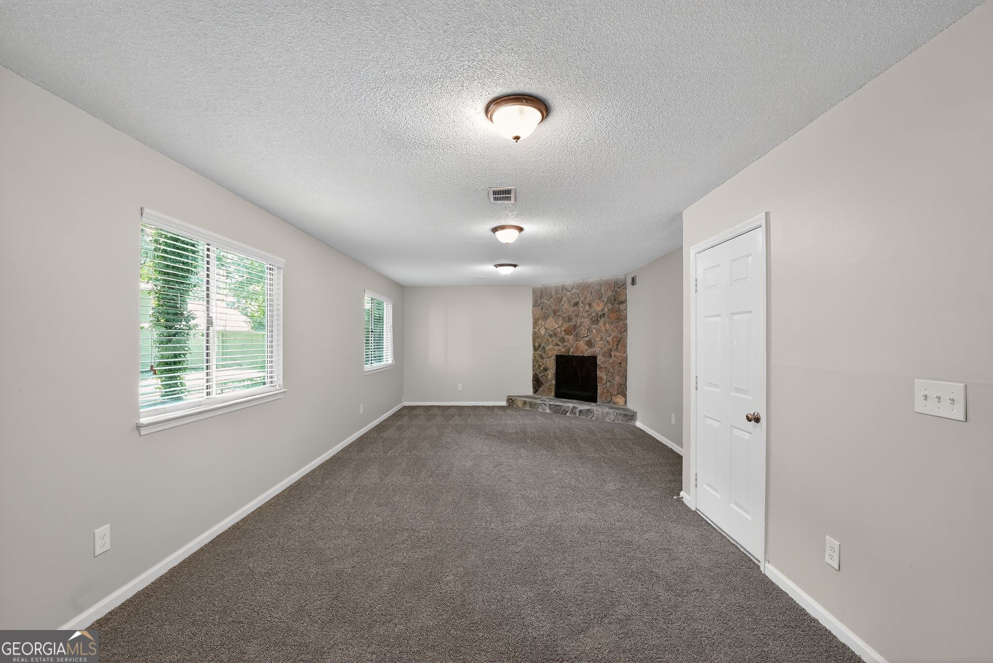 767 Forest Path Stone Mountain, GA 30088 - Photo 15 of 19