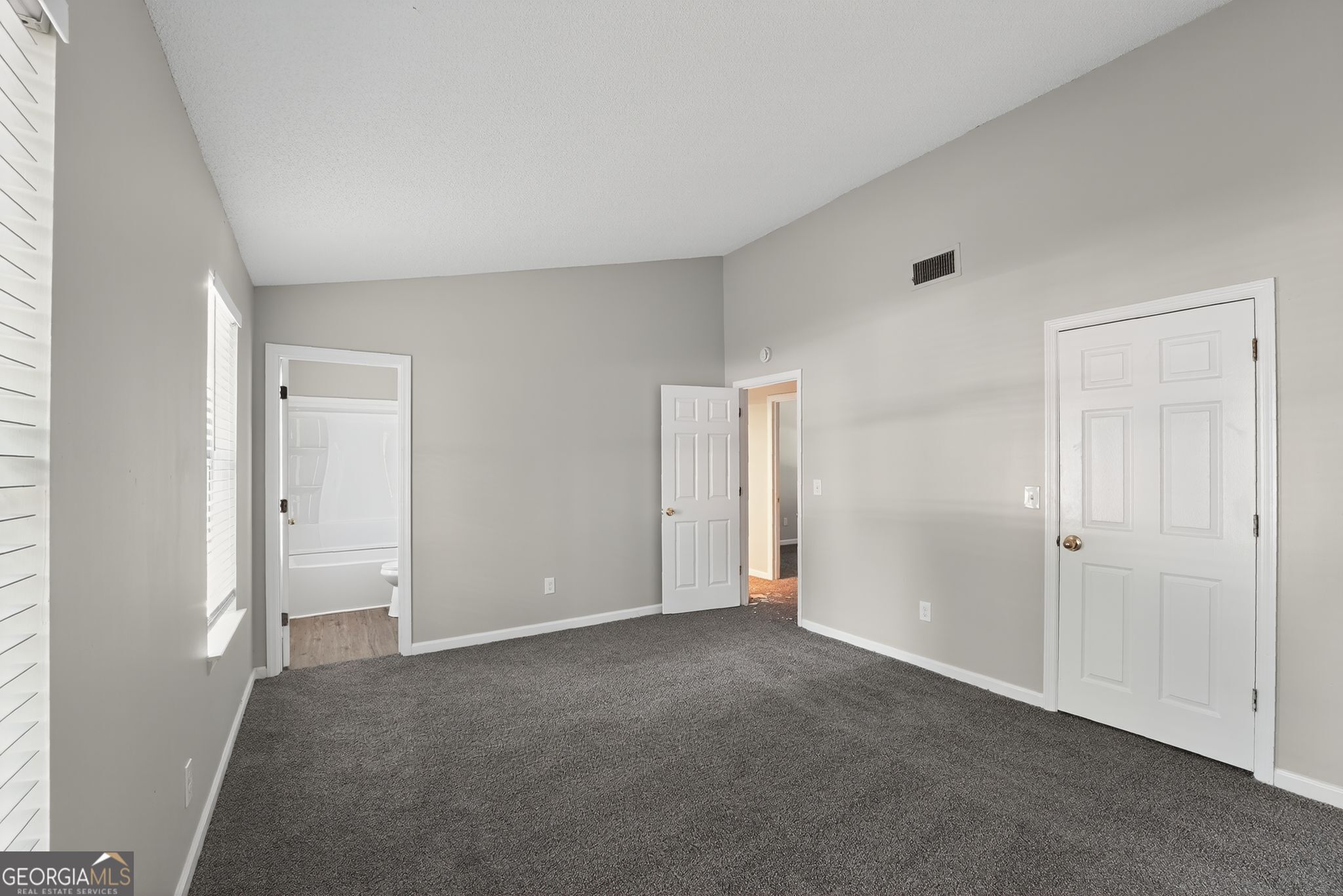 767 Forest Path Stone Mountain, GA 30088 - Photo 3 of 19