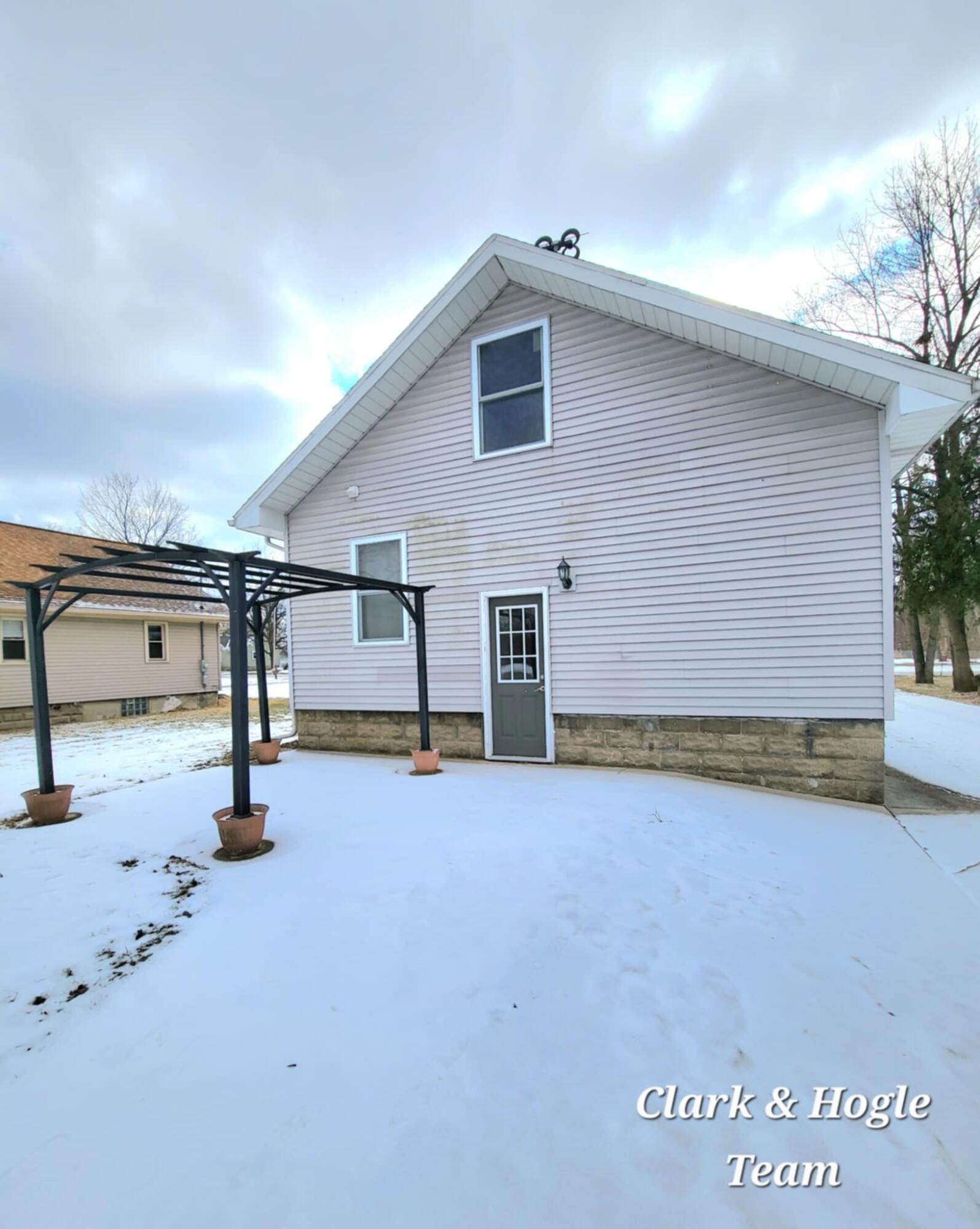 1140 West Wieland Road Lansing, MI 48906 - Photo 4 of 21 0852627f-24c6-4b76-a7be-b87fd7d0a9cc