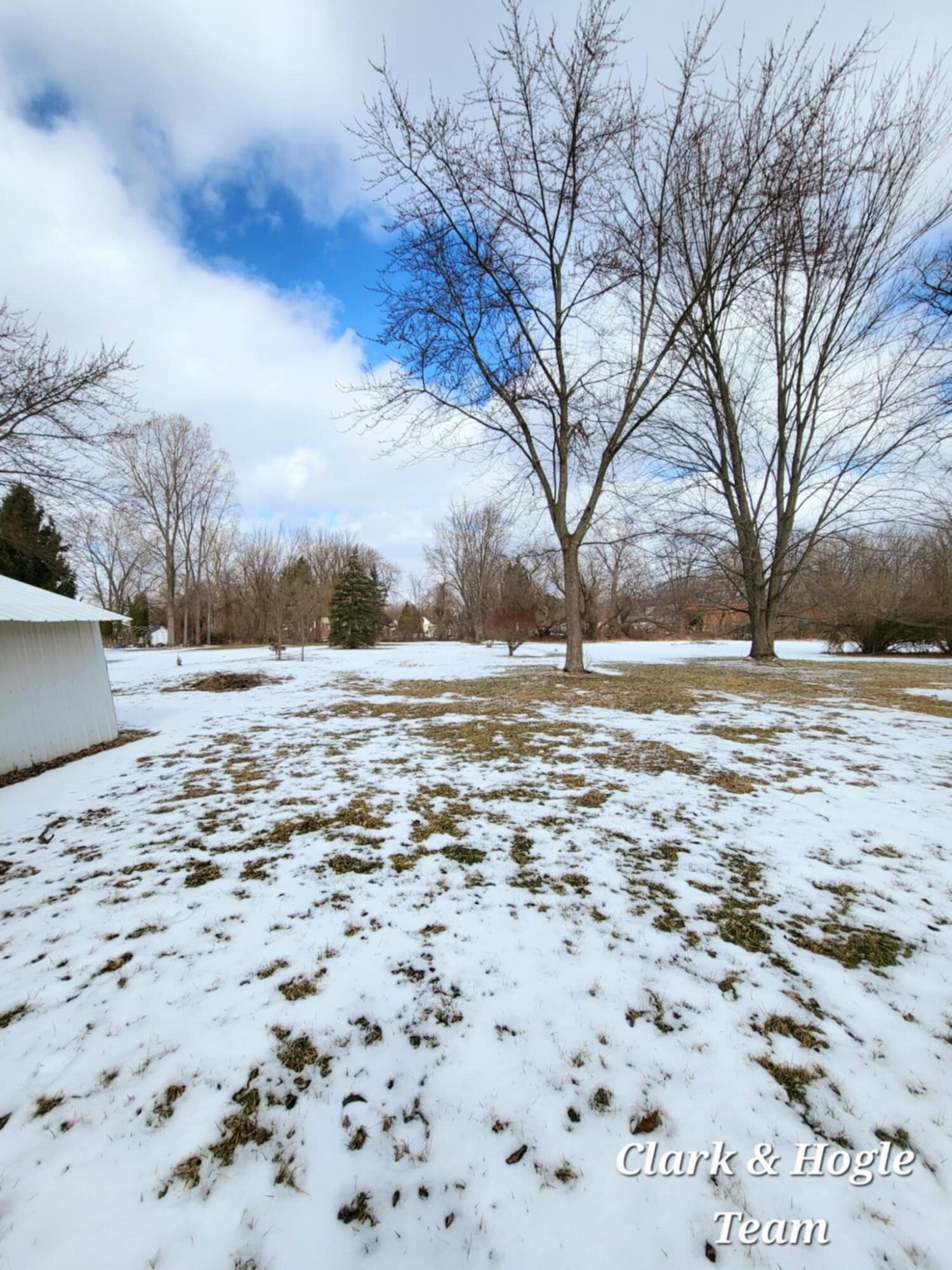 1140 West Wieland Road Lansing, MI 48906 - Photo 8 of 21 aed2913f-e91a-42e7-aa32-bd081a0ae2a0