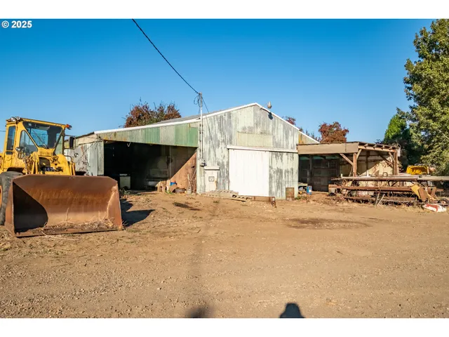 $1,200,000 | 3030 Riverbend Road, Salem, OR 97304