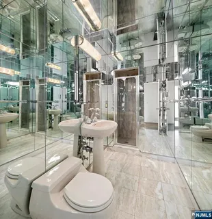 $325,000 | 3 Horizon Road, Unit G11, Fort Lee, NJ 07024