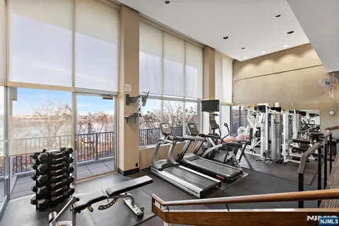 $325,000 | 3 Horizon Road, Unit G11, Fort Lee, NJ 07024