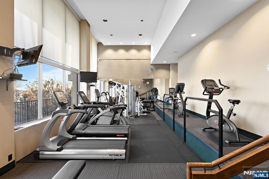 3 Horizon Road, Unit G11 Fort Lee, NJ 07024 - Photo 19 of 25