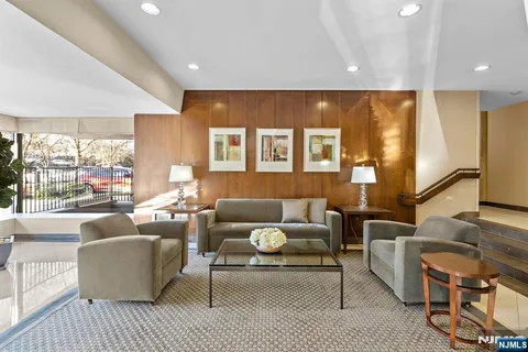 $325,000 | 3 Horizon Road, Unit G11, Fort Lee, NJ 07024