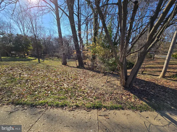 $200,000 | 7669 Long Pine Drive, Springfield, VA 22151