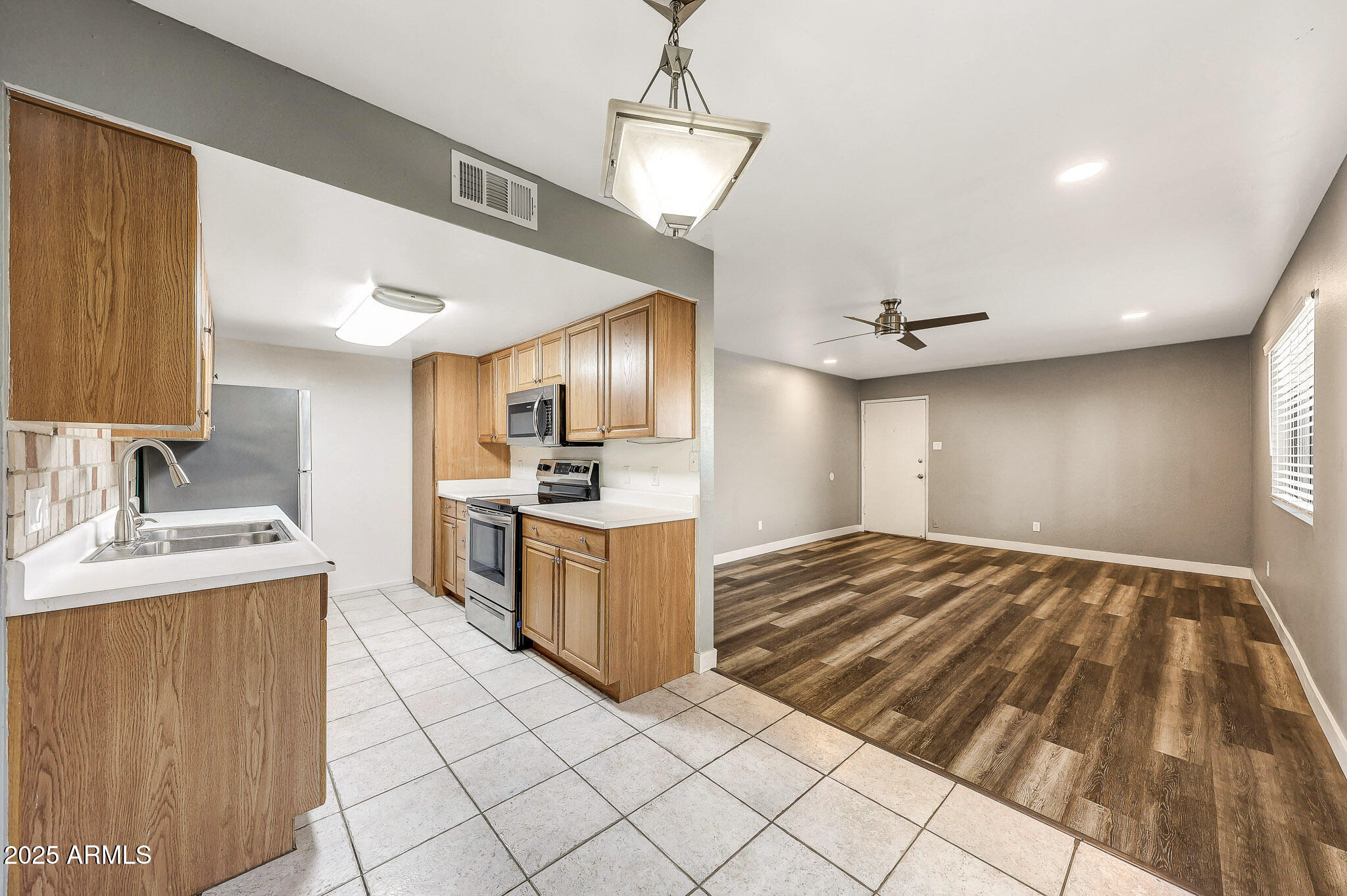 1001 North Granite Reef Road Scottsdale, AZ 85257 - Photo 9 of 29 B (7)