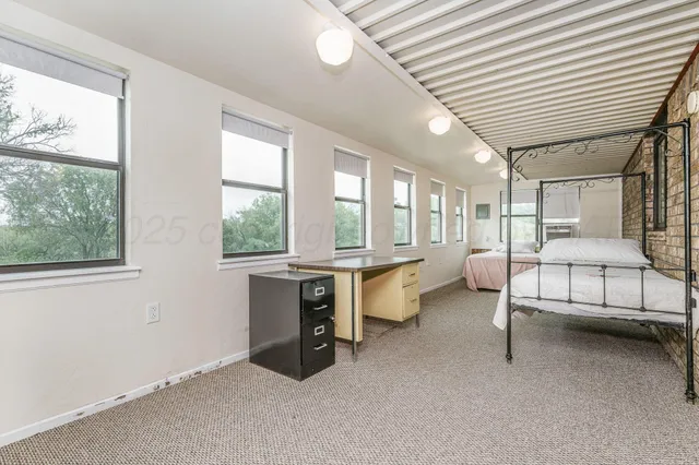 $275,000 | 401 Meredith Circle, Howardwick, TX 79226