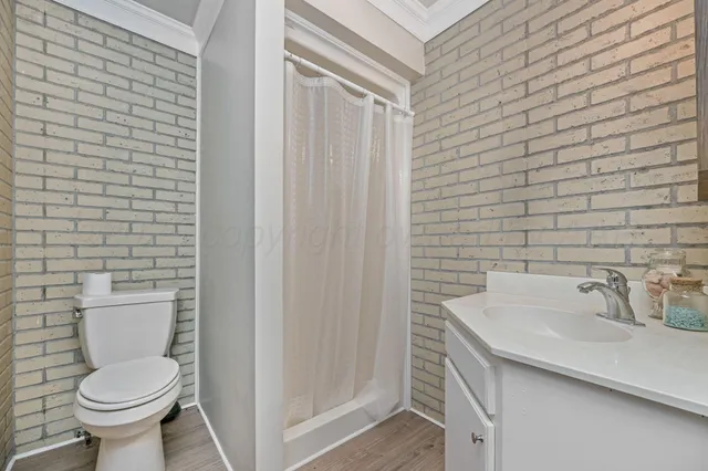 $275,000 | 401 Meredith Circle, Howardwick, TX 79226