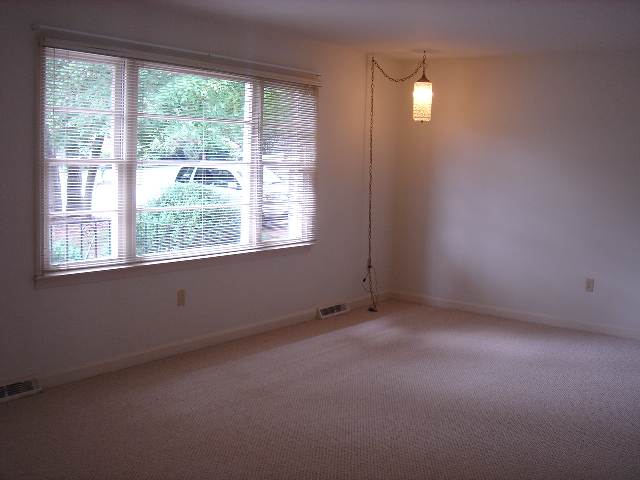 405 Del Norte Road, Unit TAKING Greenville, SC 29615 - Photo 2 of 9 Gallery Image 2