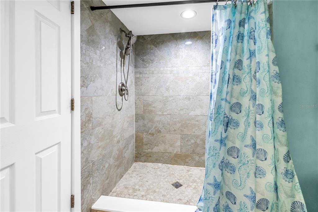 9948 Indian Key Trail, Unit 17 Seminole, FL 33776 - Photo 35 of 71