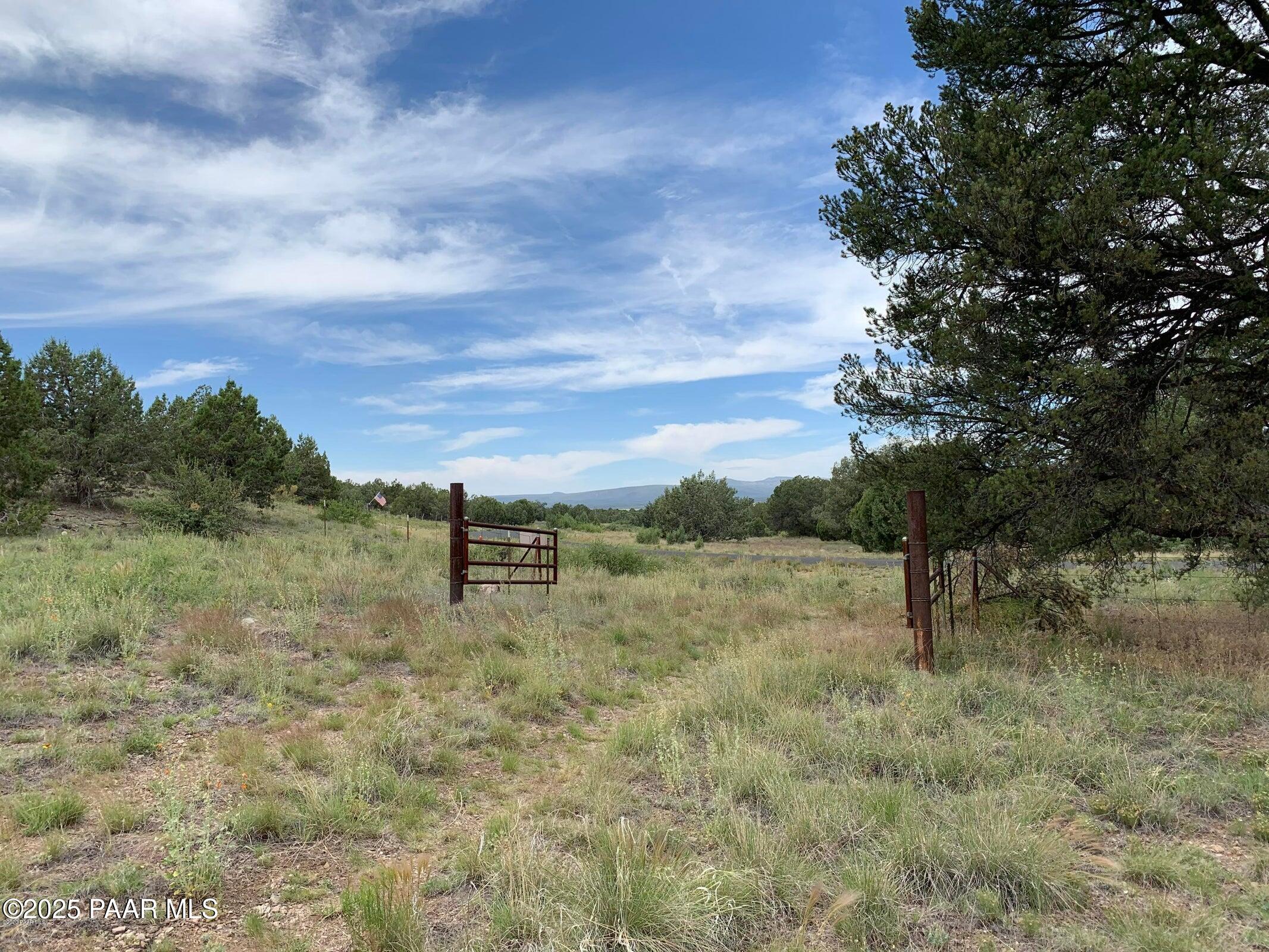 18391 Crossroads Ranch Road Prescott, AZ 86305 - Photo 18 of 41 Gate