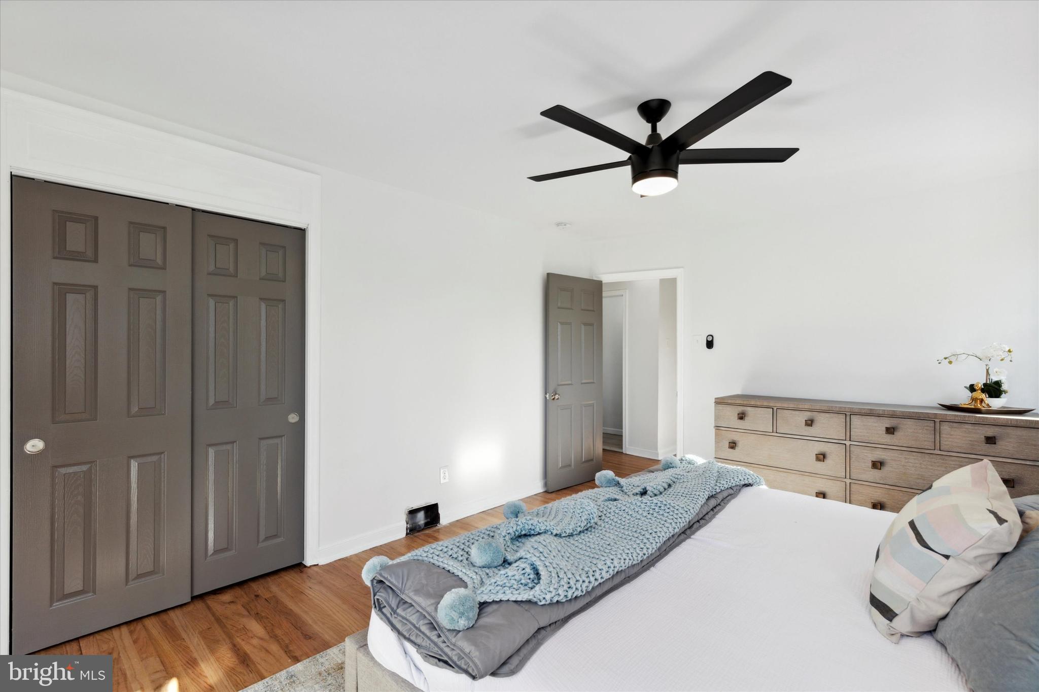 1011 West Heather Road Oreland, PA 19075 - Photo 11 of 25 Primary Bedroom