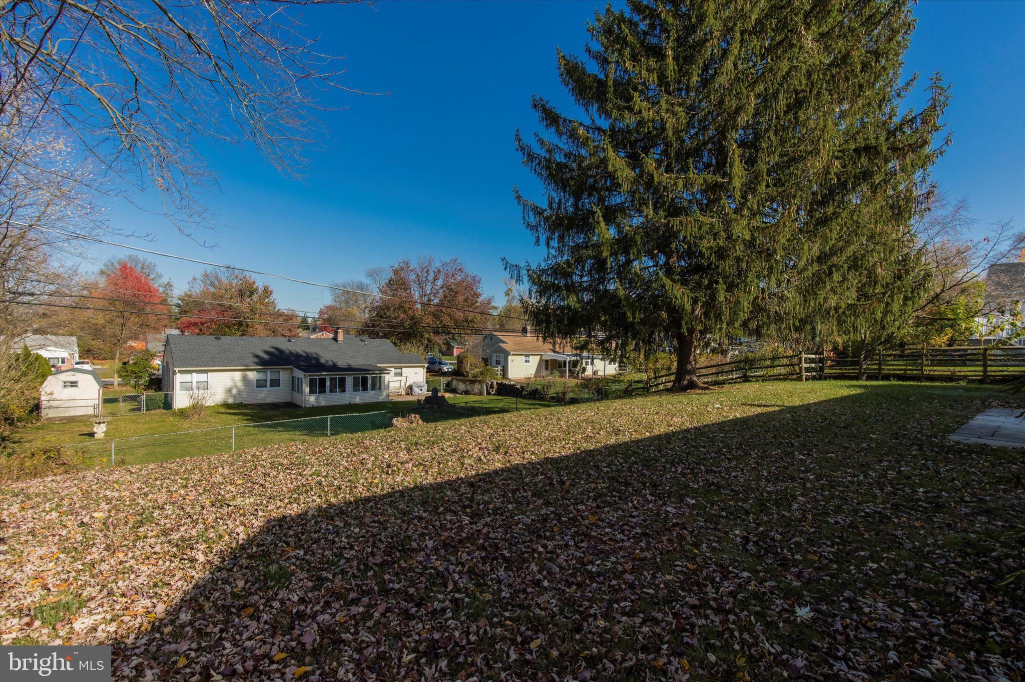 1011 West Heather Road Oreland, PA 19075 - Photo 25 of 25 Backyard