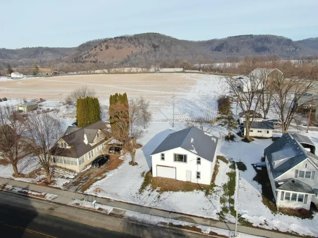 $100,000 | 116 Mill Street, Peterson, MN 55962