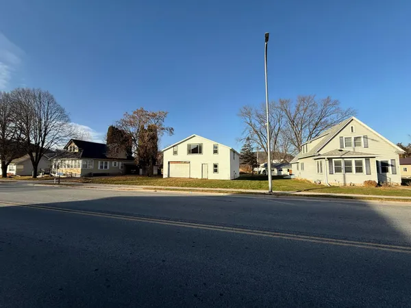 $100,000 | 116 Mill Street, Peterson, MN 55962