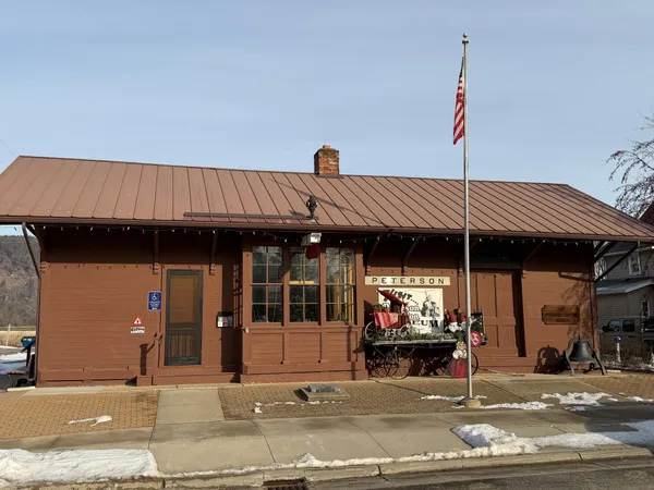 $100,000 | 116 Mill Street, Peterson, MN 55962