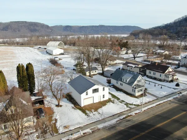 $100,000 | 116 Mill Street, Peterson, MN 55962