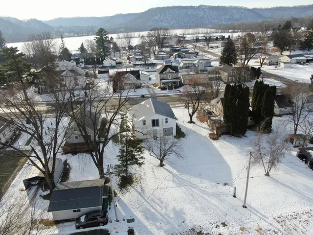 $100,000 | 116 Mill Street, Peterson, MN 55962