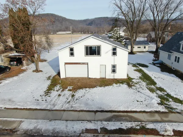 $100,000 | 116 Mill Street, Peterson, MN 55962