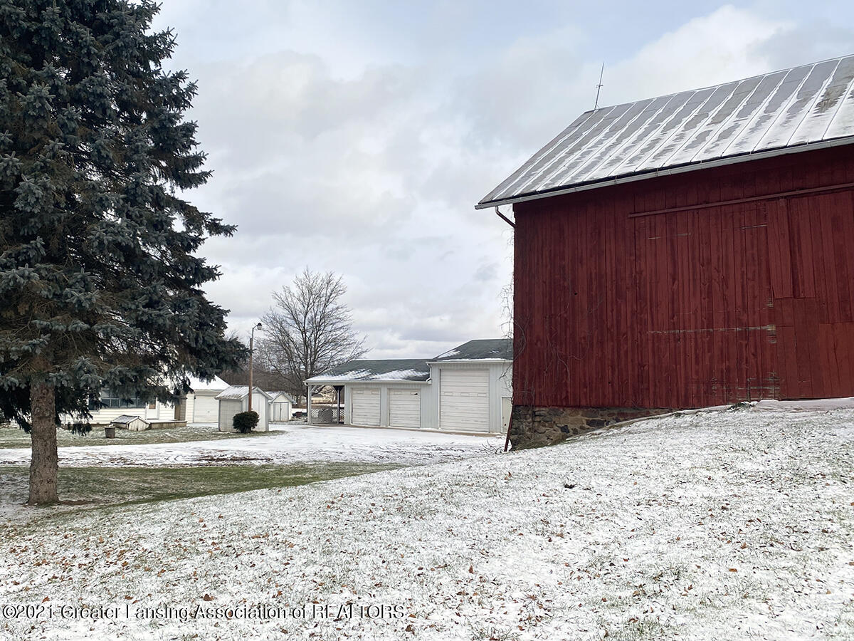 1601 South College Road Mason, MI 48854 - Photo 29 of 35 34-barn-to-house