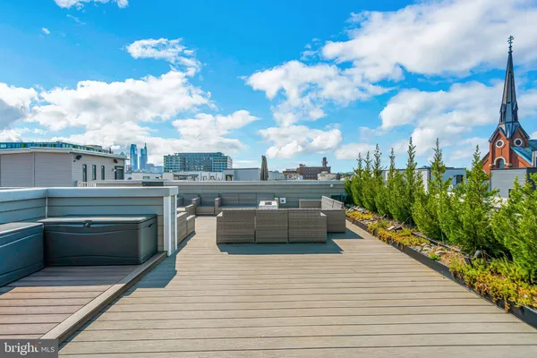 $3,500 | 620 North 3rd Street, Unit 3B, Philadelphia, PA 19123
