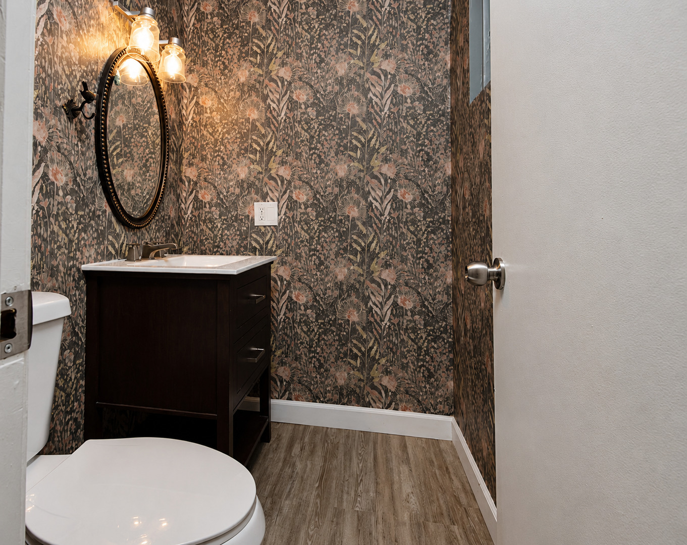 255 West Daniels Road Palatine, IL 60067 - Photo 14 of 34 Gallery Image 14
