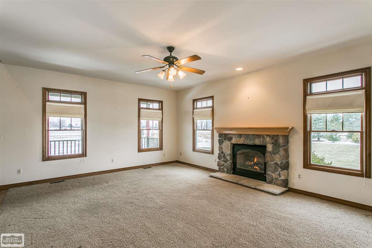 14950 Foley Road Capac, MI 48014 - Photo 9 of 30 Living Room