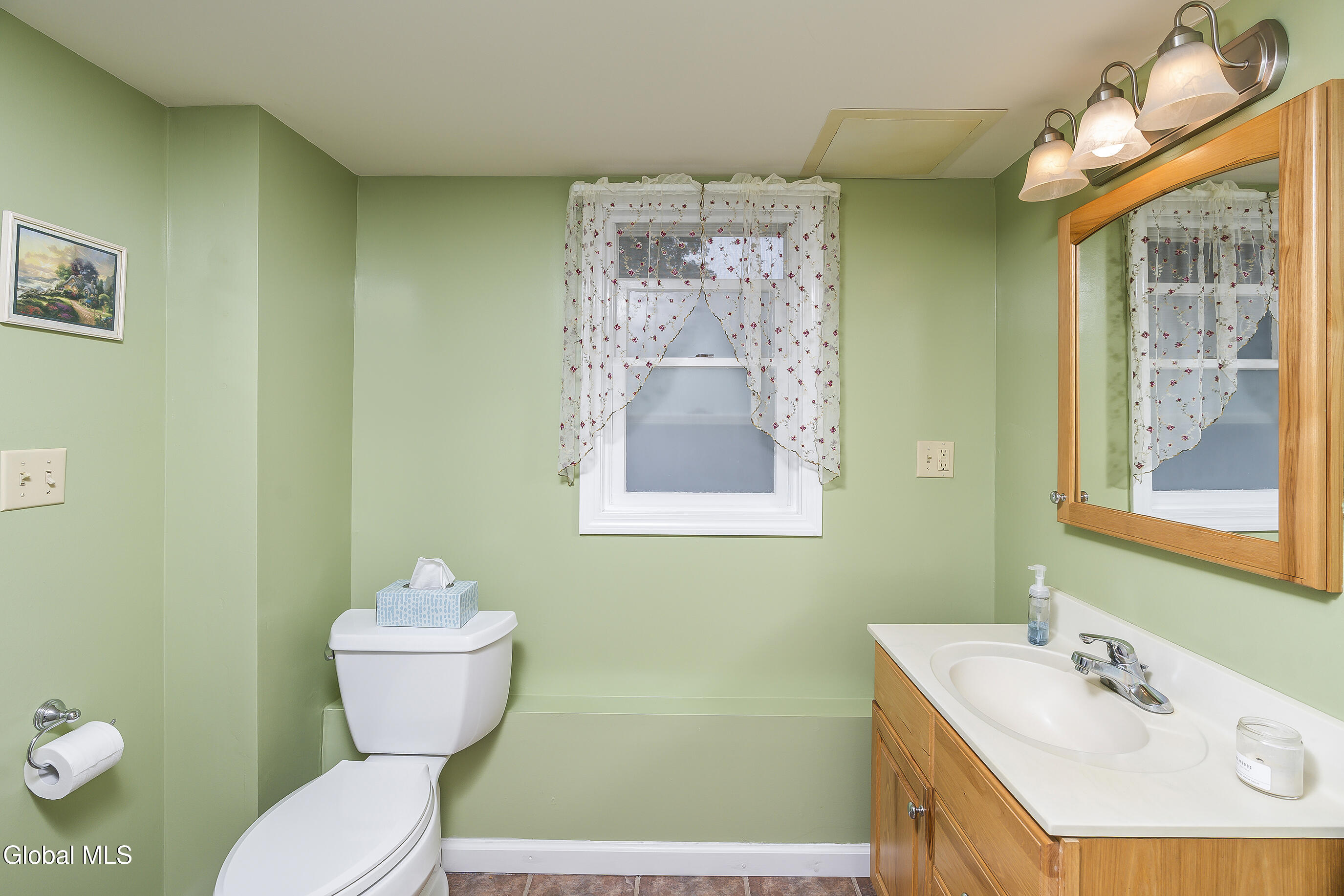 293 Main Street New Baltimore, NY 12124 - Photo 30 of 67 034-293-Main-St