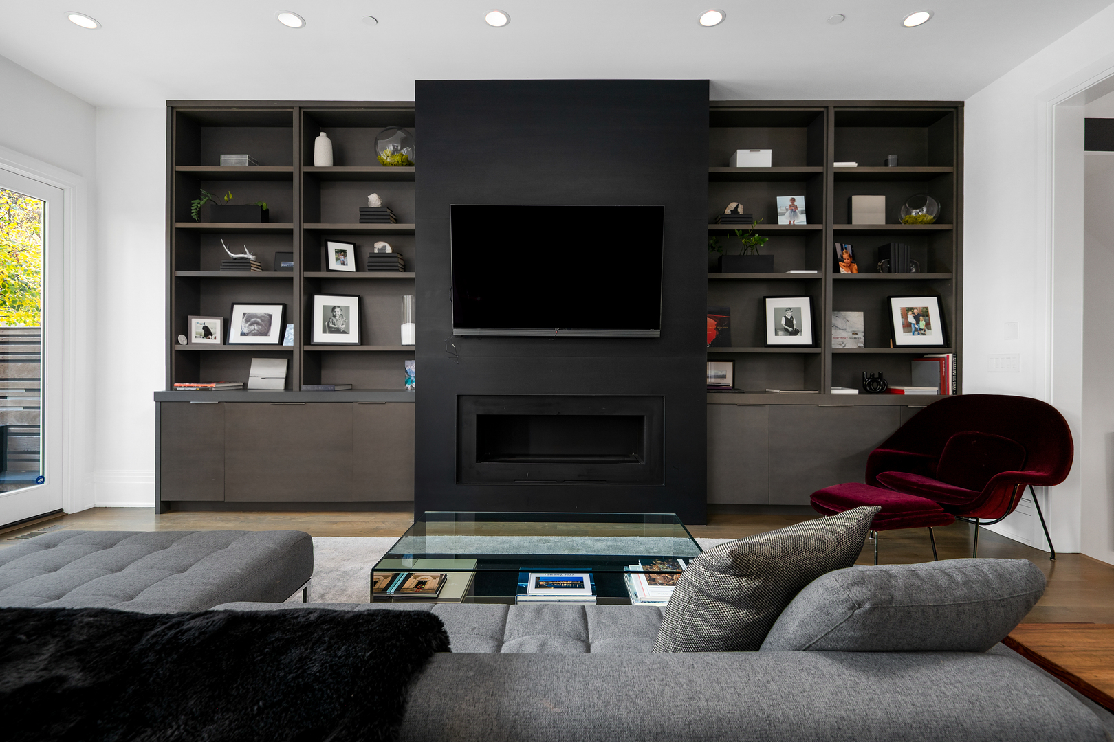 453 West Deming Place Chicago, IL 60614 - Photo 12 of 50 a living room with furniture and a fireplace