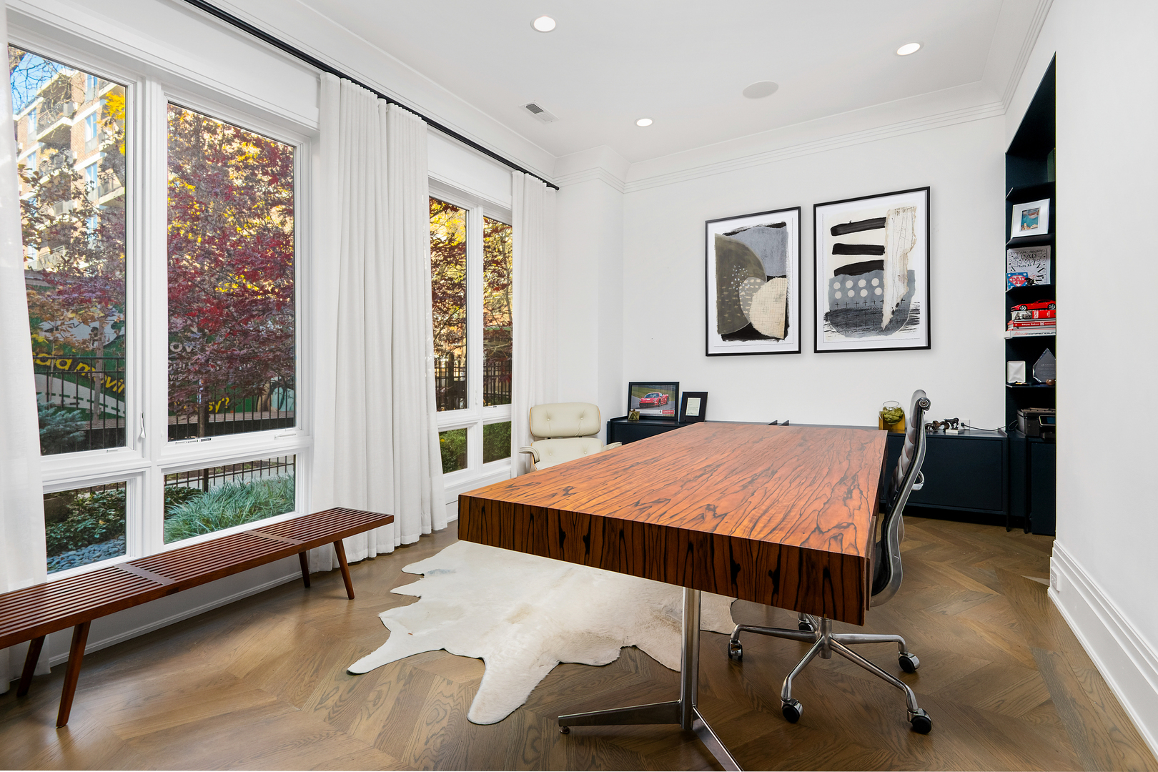 453 West Deming Place Chicago, IL 60614 - Photo 34 of 50 a bed room with a bed and a table