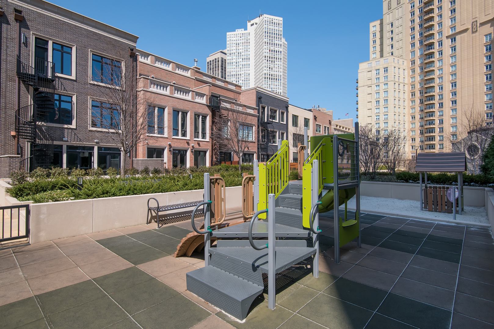 453 West Deming Place Chicago, IL 60614 - Photo 41 of 50 a house view with outdoor seating space