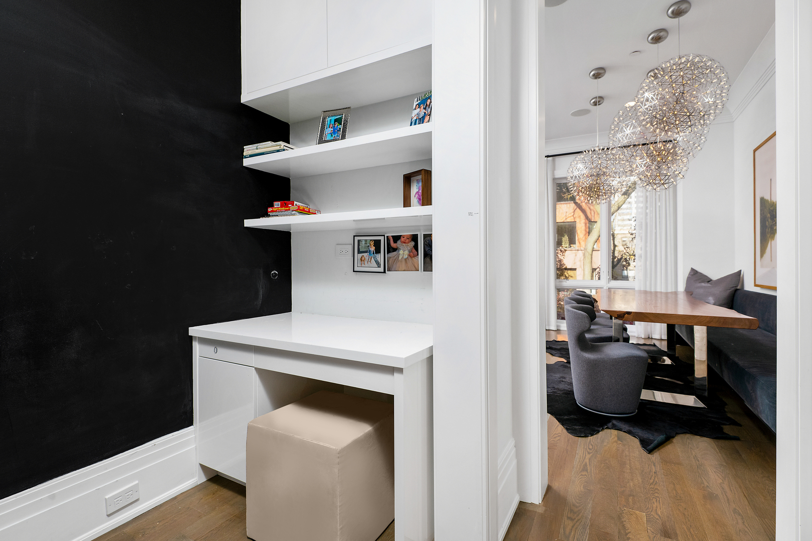453 West Deming Place Chicago, IL 60614 - Photo 6 of 50 a living room with furniture and a fireplace