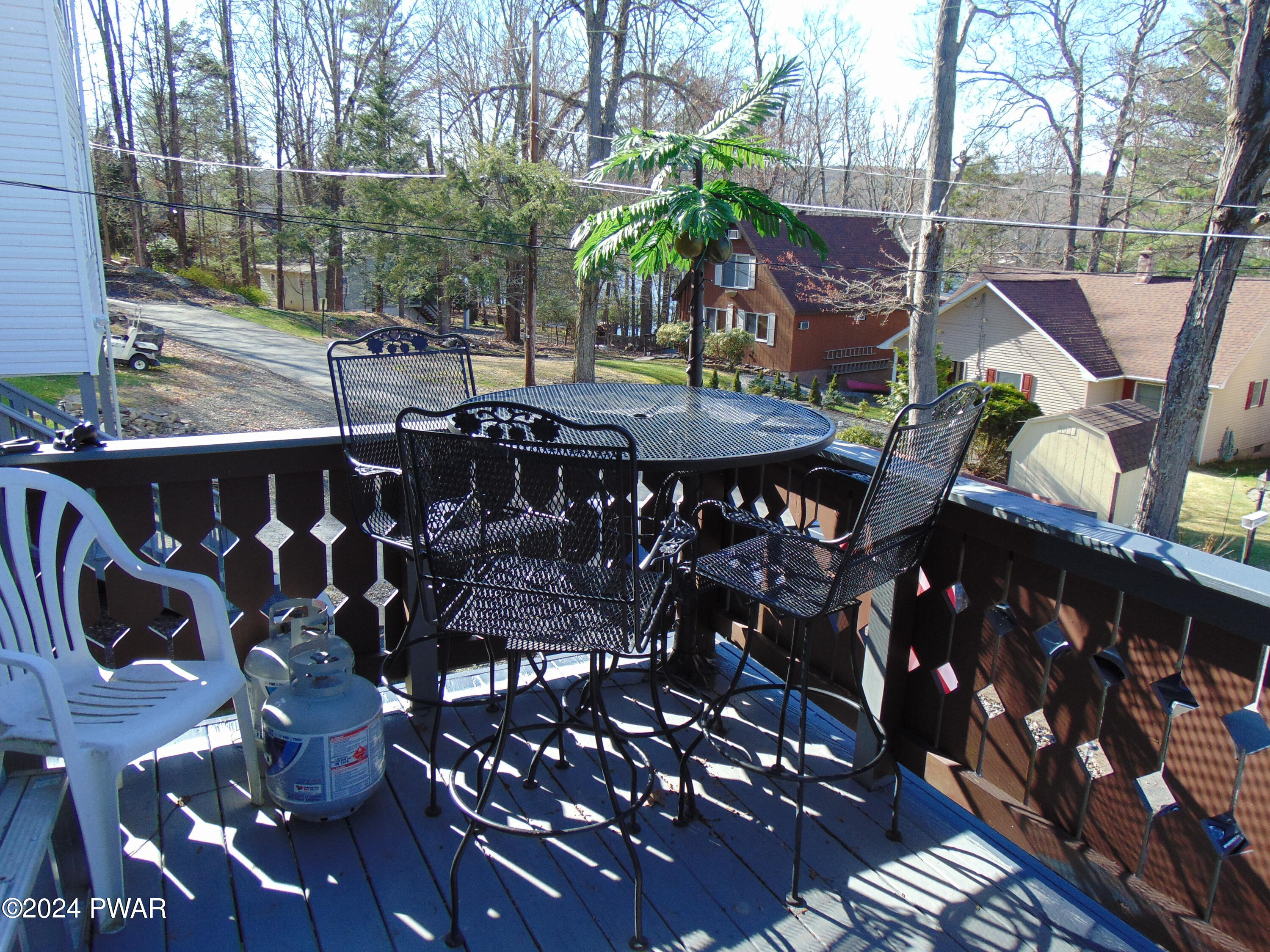 108 Paradise Road West Greentown, PA 18426 - Photo 2 of 28