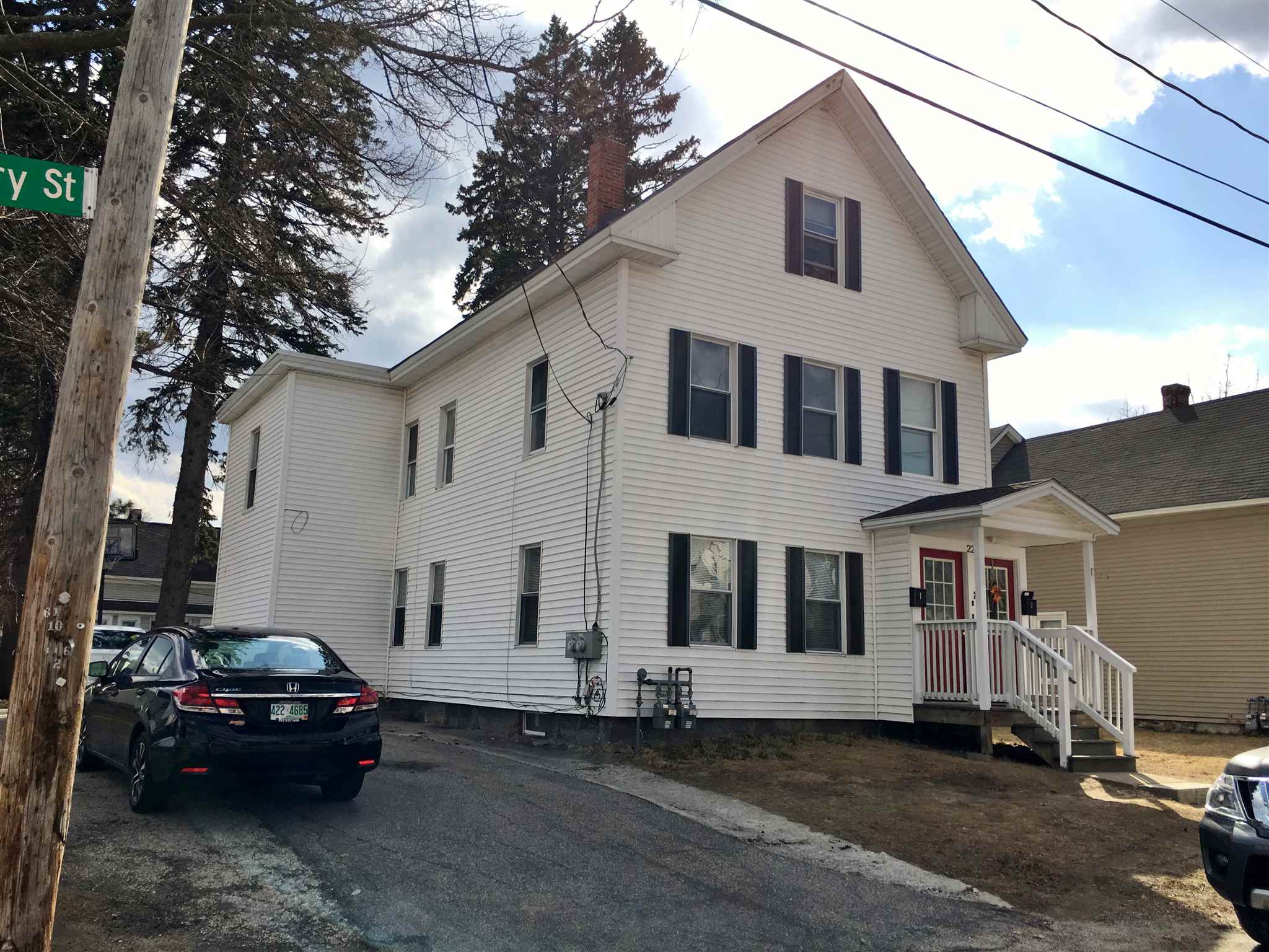 22 Ferry Street, Unit 2 Manchester, NH 03102 - Photo 4 of 40