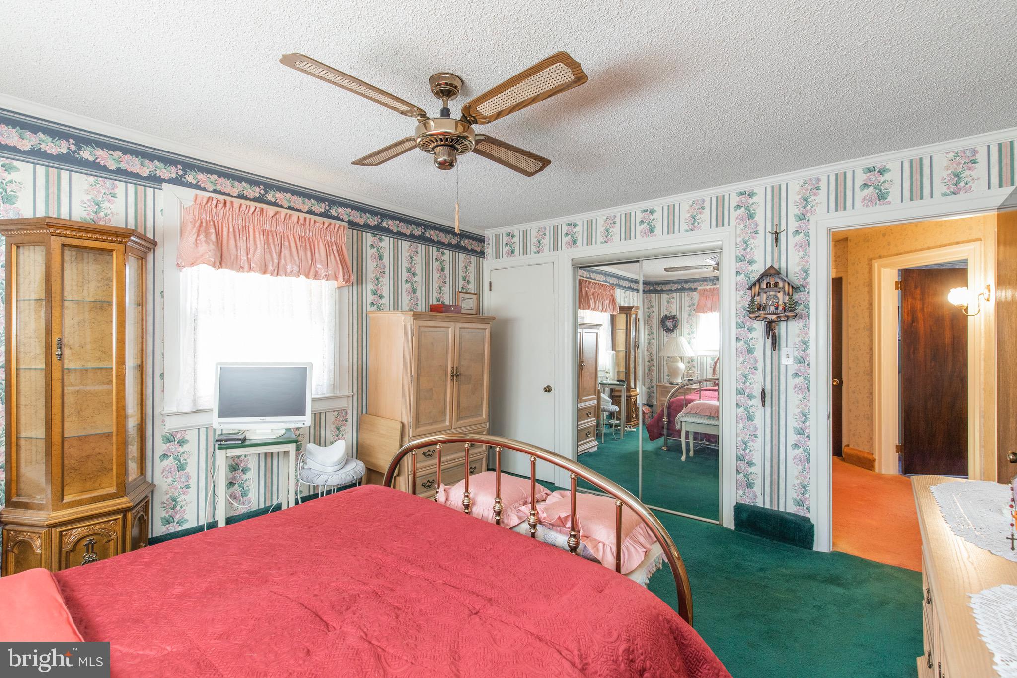 7233 Hilltop Road Upper Darby, PA 19082 - Photo 26 of 33