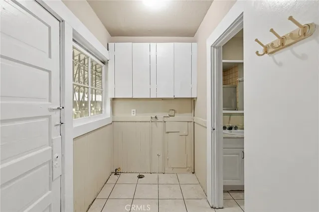 $945,000 | 2239 Sunset Boulevard, Los Angeles, CA 90026