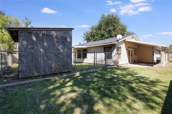 $174,900 | 1609 Bayonne Drive, Laplace, LA 70068