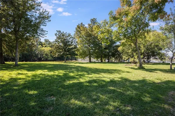 $174,900 | 1609 Bayonne Drive, Laplace, LA 70068