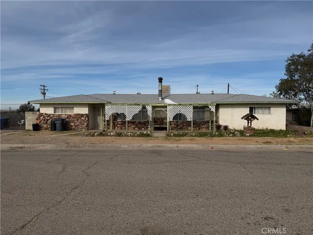 $250,000 | 25682 Anderson Avenue, Barstow, CA 92311