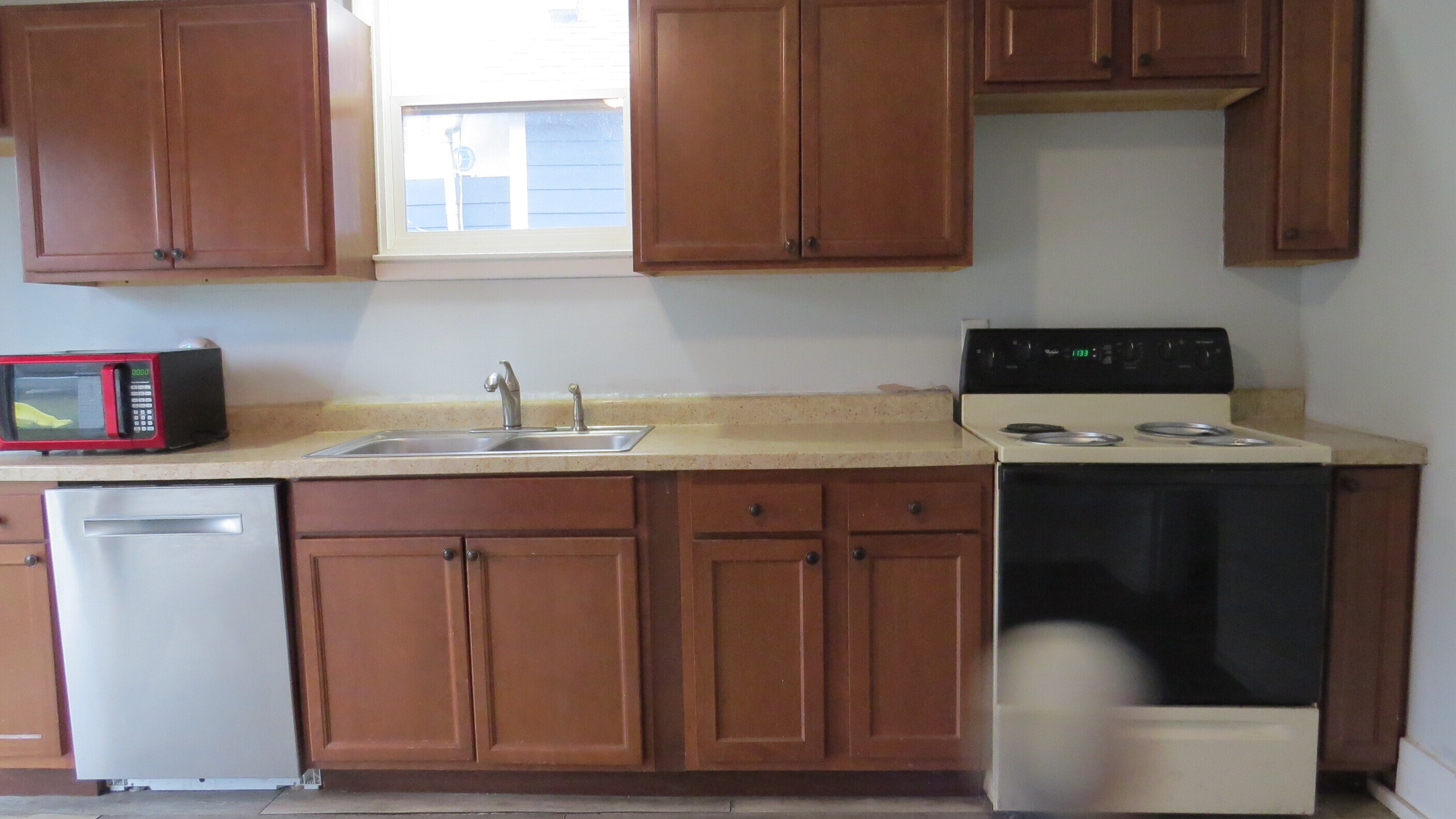1409 Lafayette Avenue Columbus, IN 47201 - Photo 11 of 24
