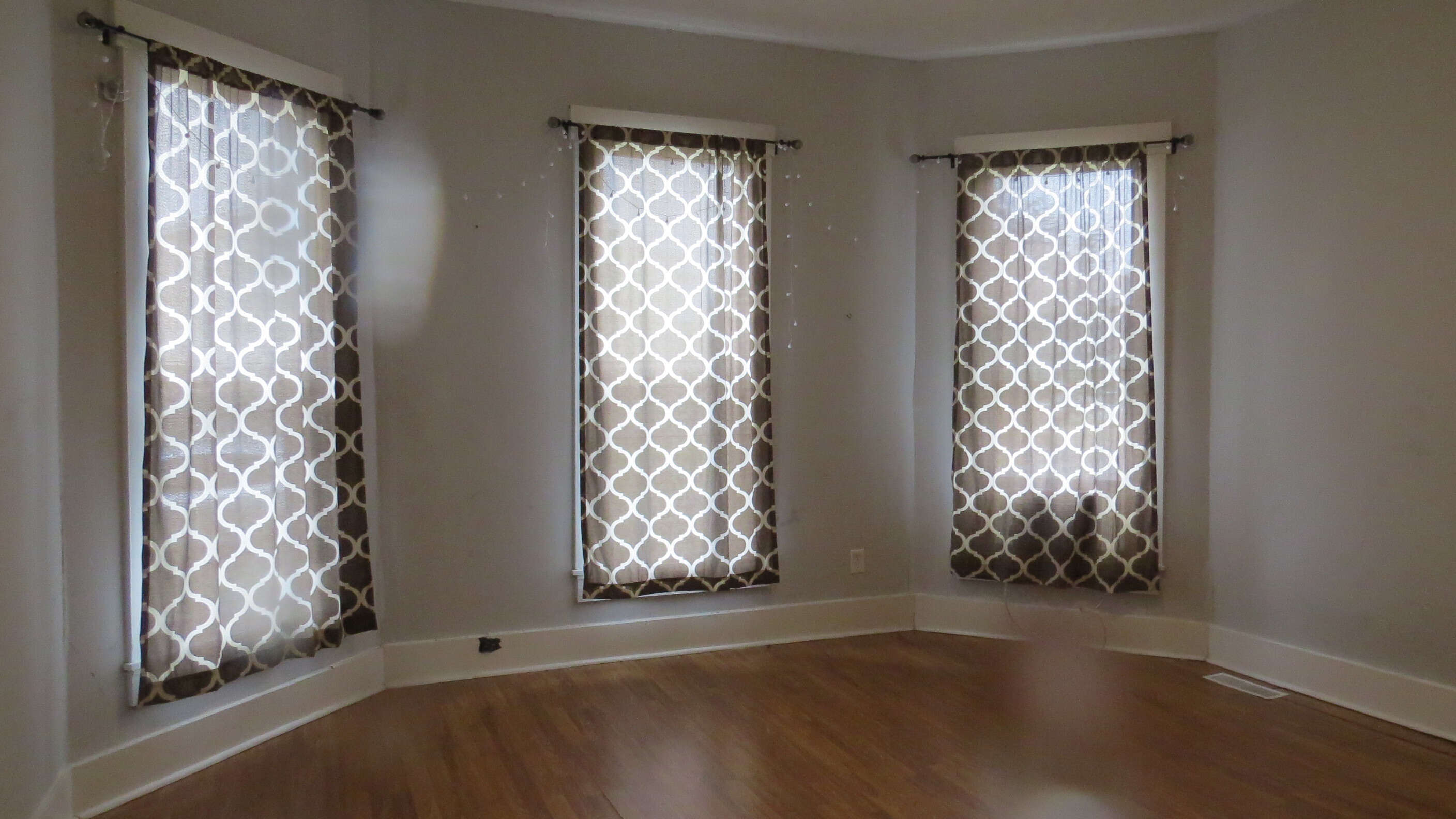 1409 Lafayette Avenue Columbus, IN 47201 - Photo 4 of 24