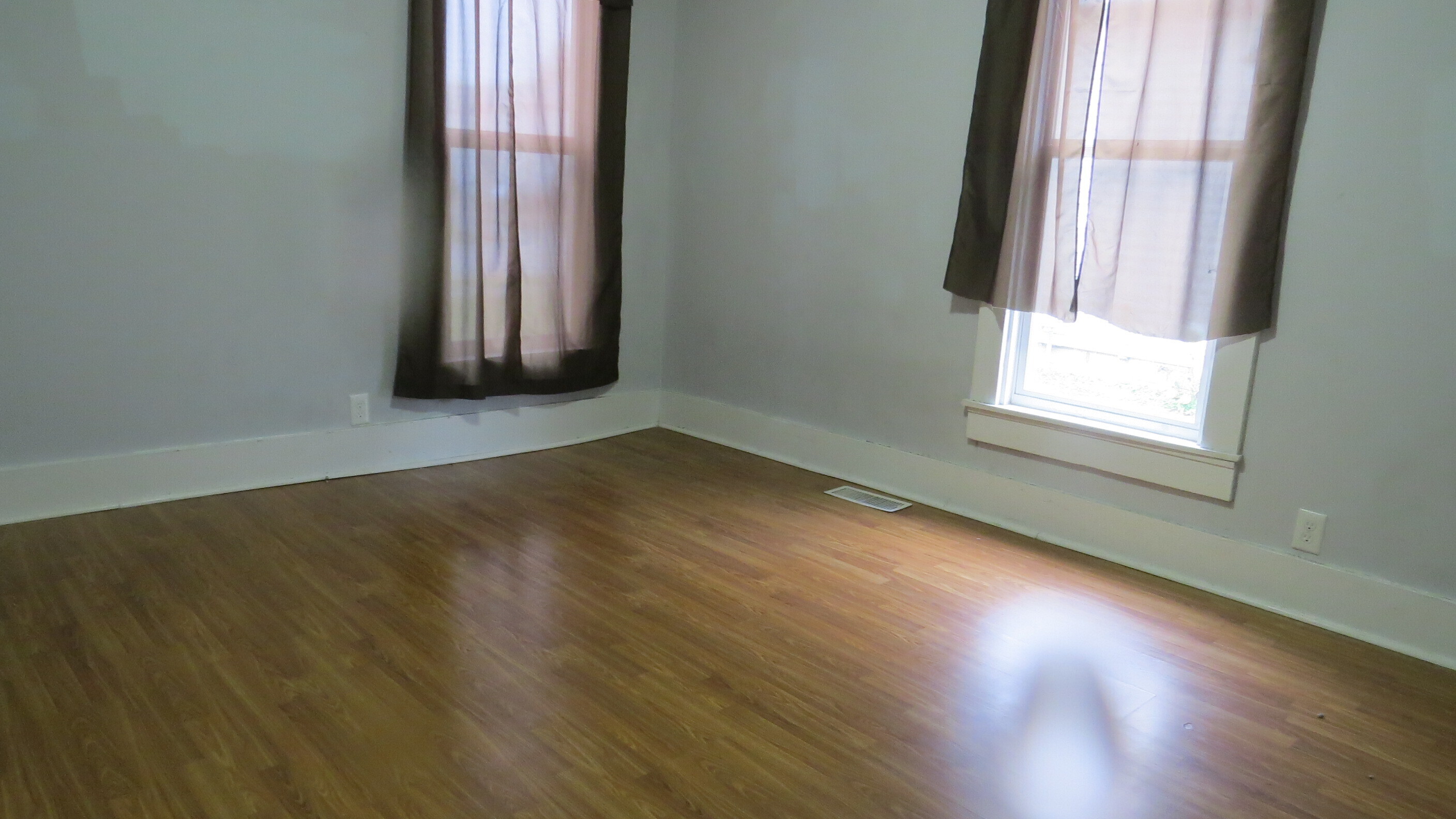 1409 Lafayette Avenue Columbus, IN 47201 - Photo 8 of 24