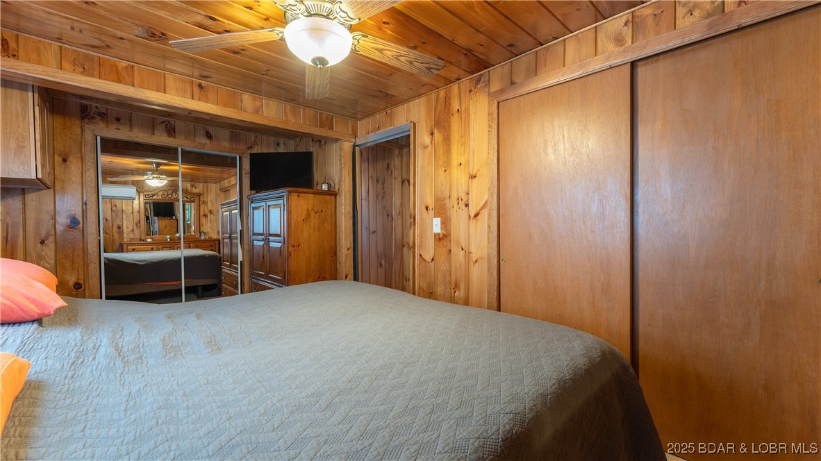 122 Excelsior Lane Gravois Mills, MO 65037 - Photo 46 of 59 Primary Bed room