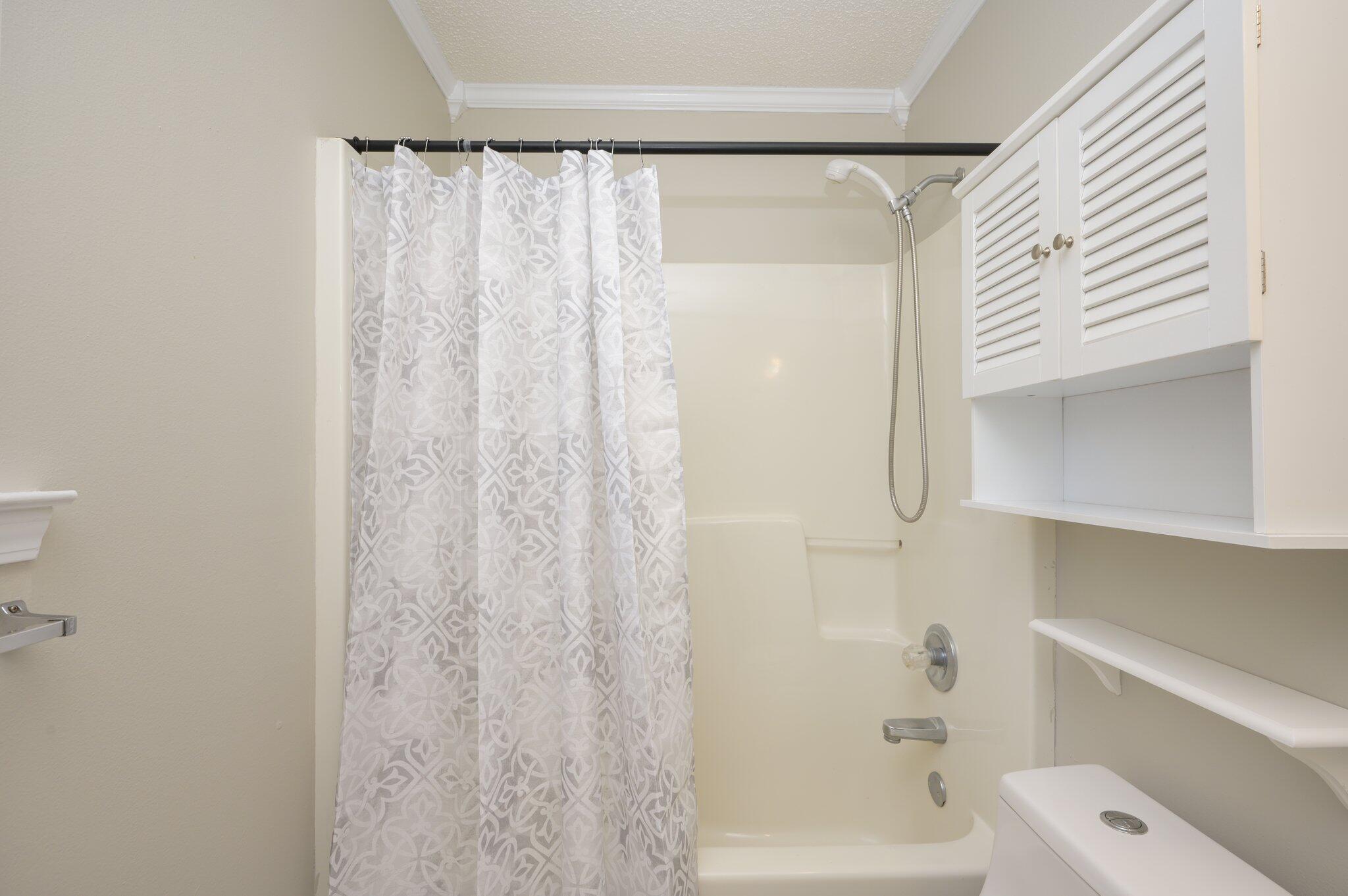 102 Butler Circle Crestview, FL 32536 - Photo 17 of 33 23-web-or-mls-102 Butler Cir-21